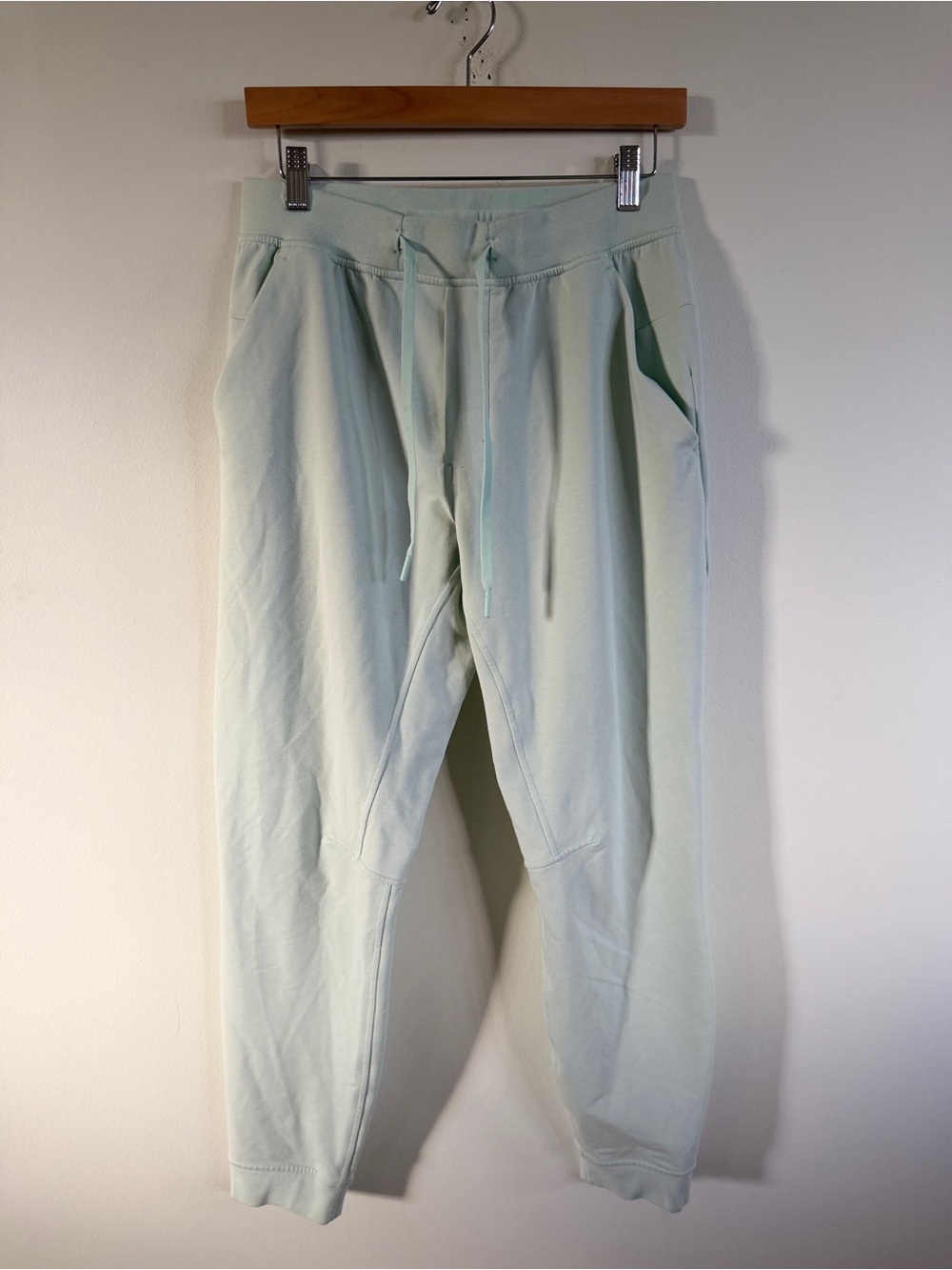 lululemon athletica Light Mint Women's Jogger Track Pants medium